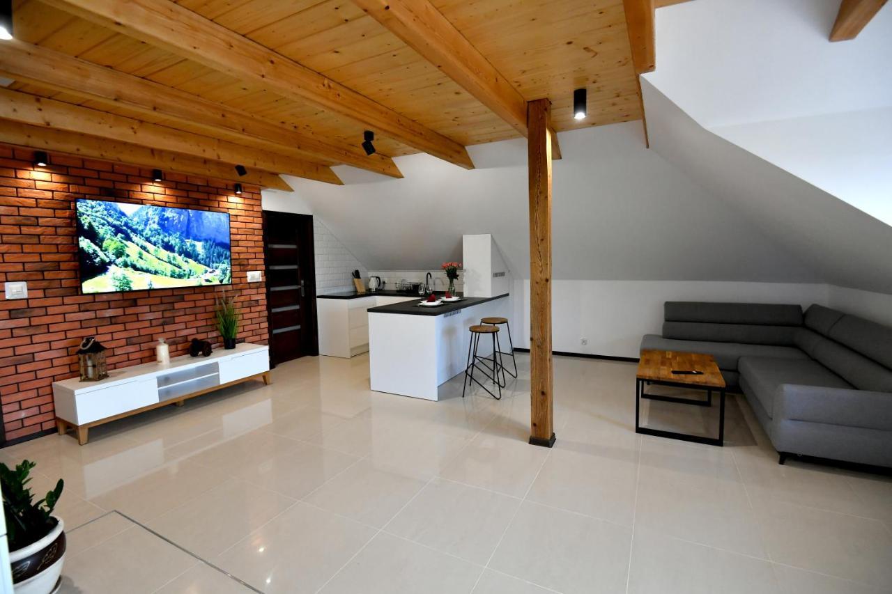 Apartment U Joli